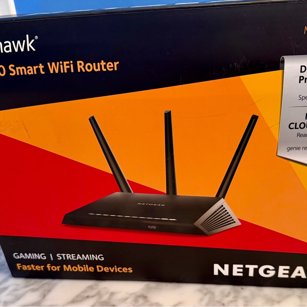 (NEW) NETGEAR Nighthawk AC1900 R6900v2 Smart Wi-Fi Router Gaming Streaming - Picture 3 of 10